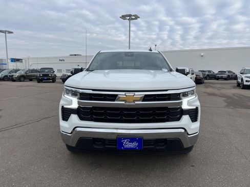 Used 2022 Chevrolet Silverado 1500 LT w/ Safety Package image 2