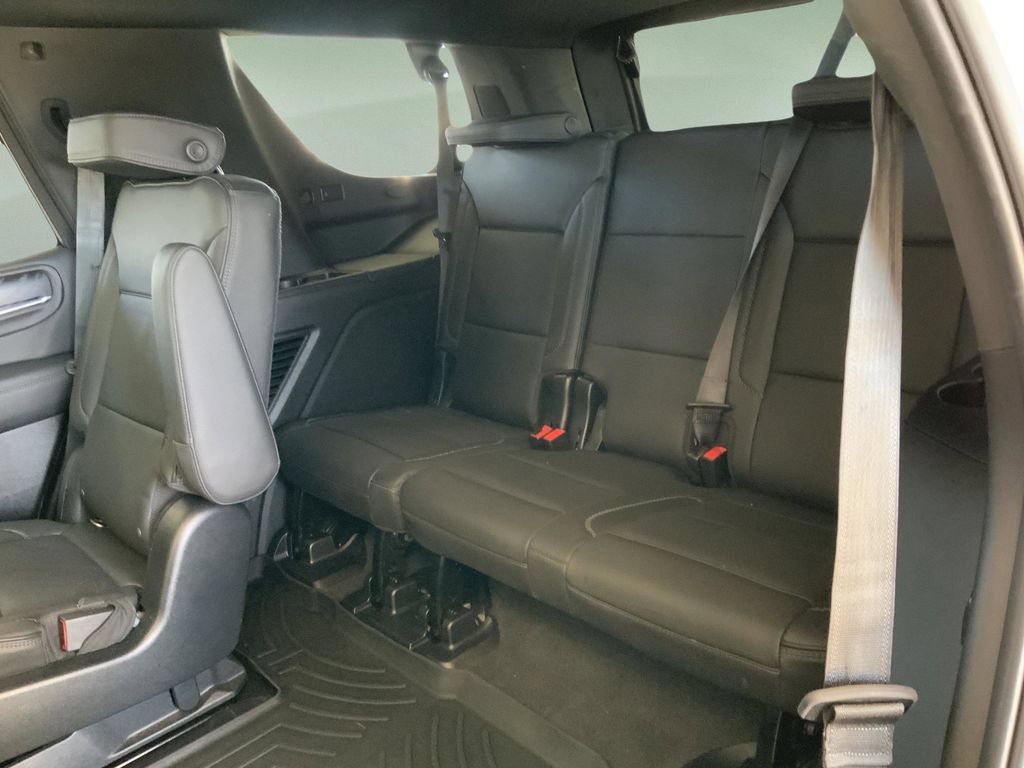 Used 2021 GMC Yukon Denali w/ Denali Premium Package AWD/4WD image 30
