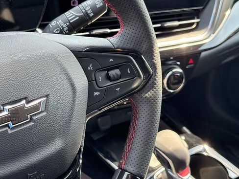 New 2026 Chevrolet Trax RS w/ Sunroof Package FWD image 28
