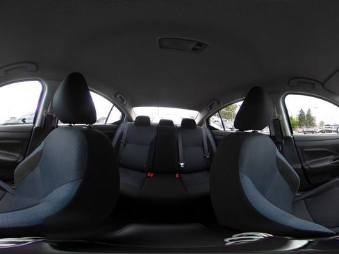 Used 2025 Nissan Versa SV FWD image 41