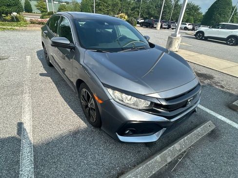 Used 2019 Honda Civic EX image 16