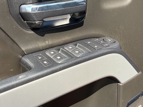 Used 2014 Chevrolet Silverado 1500 LTZ Z71 w/ LTZ Plus Package AWD/4WD image 16