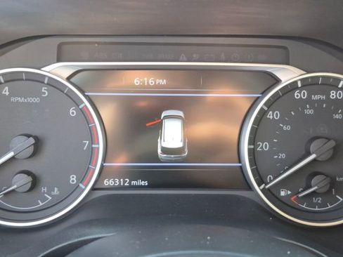 Used 2023 Nissan Rogue SV FWD image 11