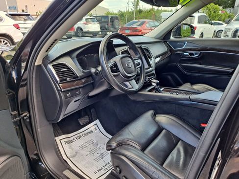 Used 2017 Volvo XC90 T6 Inscription w/ Vision Package AWD/4WD image 7