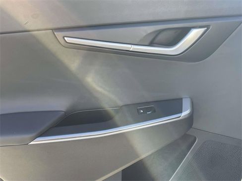 Used 2024 Kia EV6 Light image 24