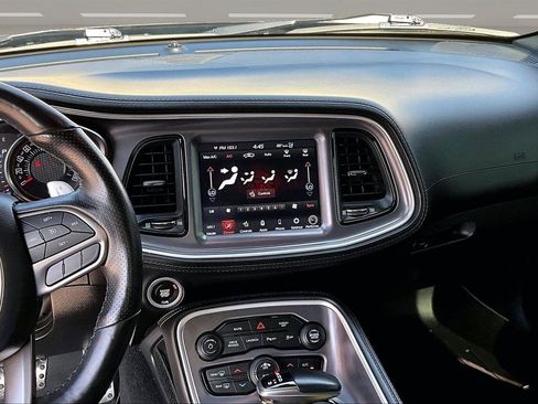 Used 2020 Dodge Challenger R/T Scat Pack RWD image 9