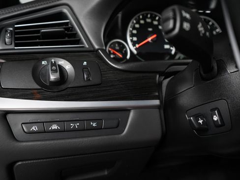 Used 2014 BMW M5 RWD image 59