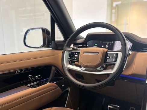 New 2026 Land Rover Range Rover Long Wheelbase SE AWD/4WD image 14