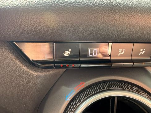 Used 2020 Chevrolet Blazer LT FWD image 35