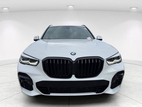 Used 2023 BMW X5 sDrive40i w/ M Sport Package RWD image 2