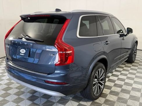 Used 2022 Volvo XC90 T6 Momentum w/ Advanced Package AWD/4WD image 8