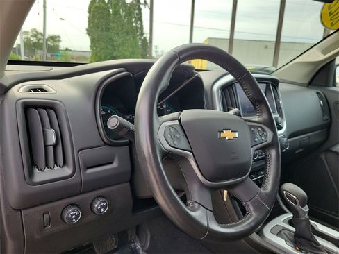 Used 2022 Chevrolet Colorado LT w/ LT Convenience Package image 20