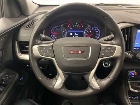 Used 2022 GMC Terrain SLT w/ Infotainment Package II AWD/4WD image 21