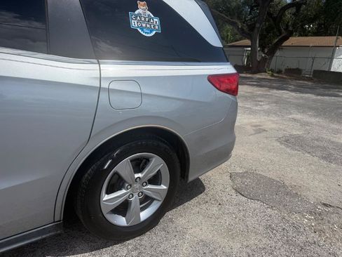 Used 2018 Honda Odyssey EX-L image 13