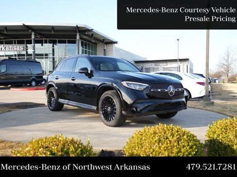 Used 2026 Mercedes-Benz GLC 300 4MATIC image 1