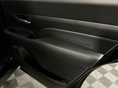 Used 2025 Toyota Grand Highlander AWD image 31