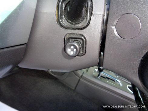 Used 2002 Ford Thunderbird RWD image 15