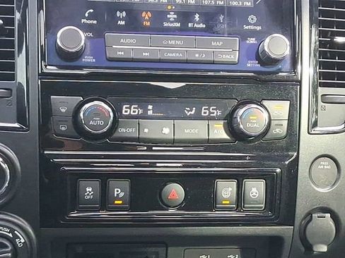 Used 2021 Nissan Titan PRO-4X w/ Pro-4x Convenience Package image 4