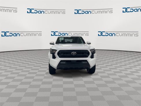 Used 2024 Toyota Tacoma SR5 image 3