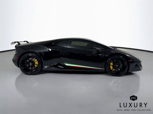 Used 2018 Lamborghini Huracan LP 580-2 RWD image 5
