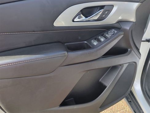 Certified 2021 Chevrolet Traverse LS w/ LPO, Floor Liner Package image 22