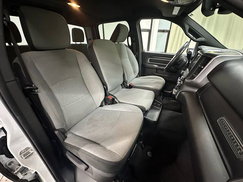 Used 2024 RAM 2500 Big Horn image 26