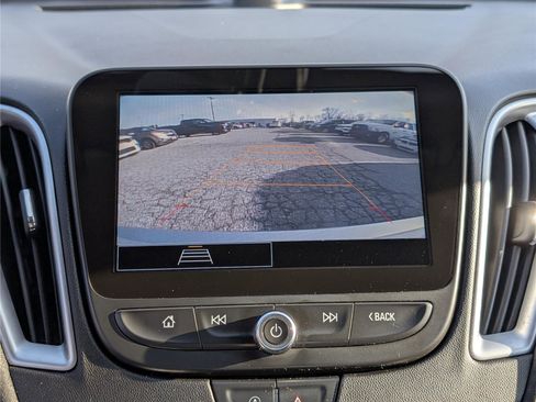 Used 2021 Chevrolet Malibu RS image 25