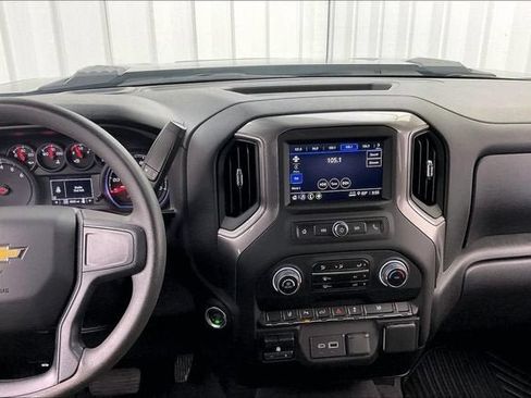 Certified 2025 Chevrolet Silverado 2500 Custom w/ Custom Value Package AWD/4WD image 6