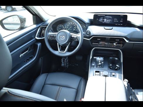 Used 2025 MAZDA CX-90 3.3 Turbo w/ Select Package image 4