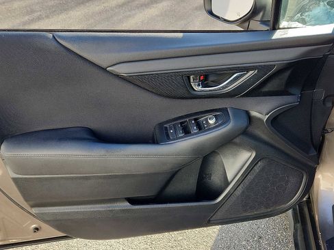 Used 2022 Subaru Outback Premium image 12