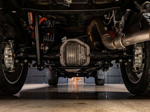 Used 2026 Ford F450 Platinum w/ FX4 Off-Road Package image 15