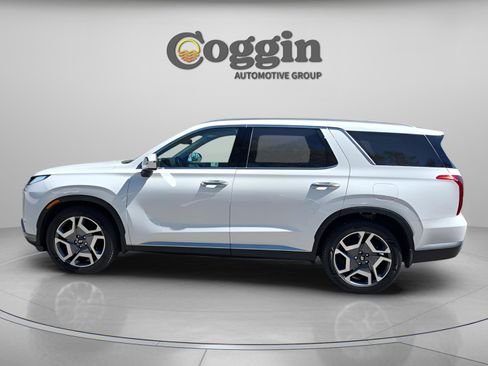 Used 2025 Hyundai Palisade SEL FWD image 4