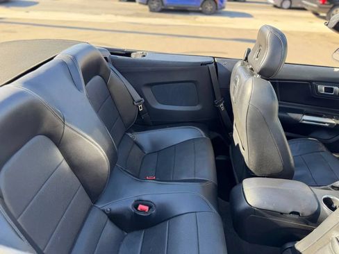 Used 2018 Ford Mustang Premium RWD image 34