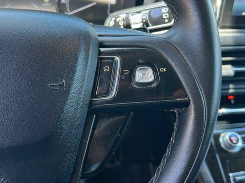 Certified 2022 Lincoln Corsair FWD image 19