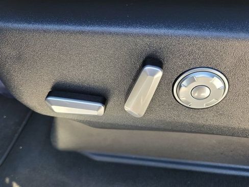 Certified 2025 Lincoln Navigator L Reserve AWD/4WD image 26