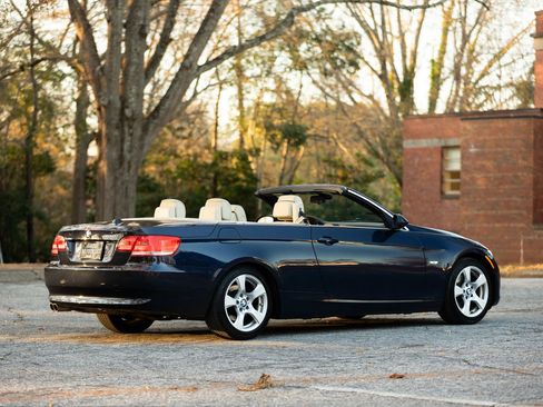 Used 2009 BMW 328i Convertible image 7