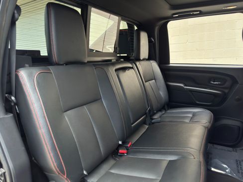Used 2021 Nissan Titan PRO-4X w/ Pro-4x Convenience Package AWD/4WD image 35