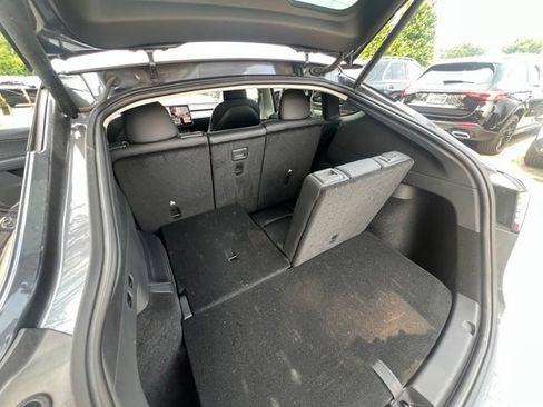 Used 2022 Tesla Model Y Long Range AWD/4WD image 26