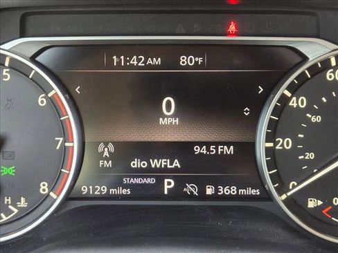 Used 2024 Nissan Rogue SV image 11