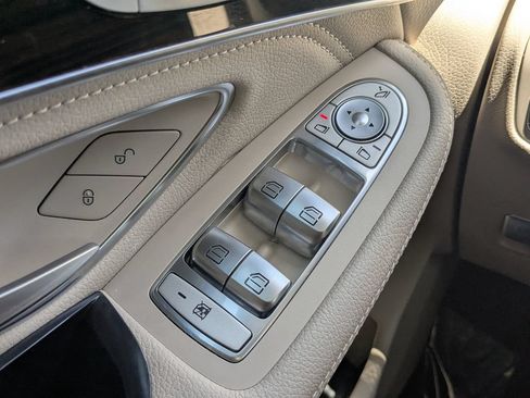Used 2017 Mercedes-Benz GLC 43 AMG 4MATIC image 9