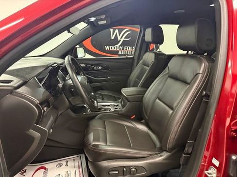 Used 2023 Chevrolet Traverse RS AWD/4WD image 12