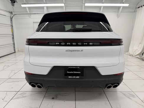 New 2026 Porsche Cayenne S AWD/4WD image 13