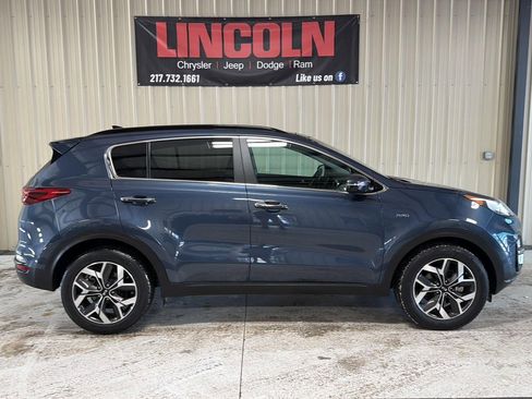 Used 2022 Kia Sportage EX image 5