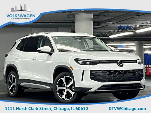 New 2025 Volkswagen Tiguan SE image 2