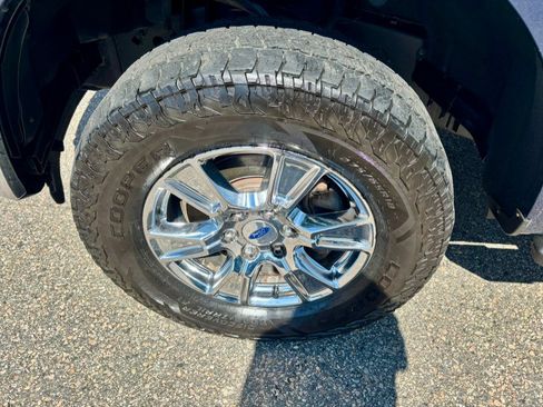 Used 2016 Ford F150 XLT w/ Equipment Group 302A Luxury AWD/4WD image 31