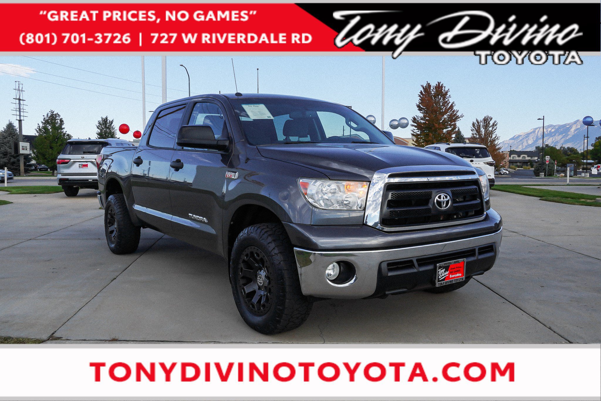 Used 2013 Toyota Tundra 4x4 CrewMax w/ Tow Pkg image 1