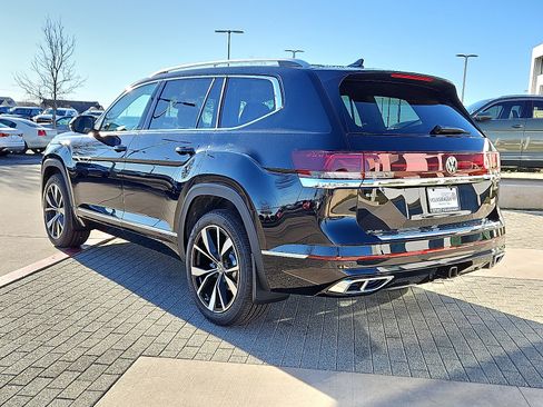 New 2026 Volkswagen Atlas SEL Premium R-Line image 2
