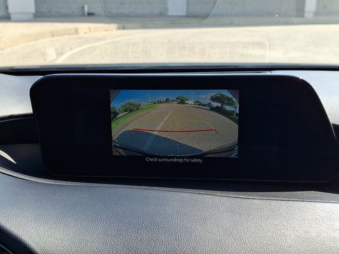 Used 2024 MAZDA MAZDA3 s FWD image 18