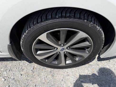 Used 2016 Subaru Legacy 2.5i Limited AWD/4WD image 12