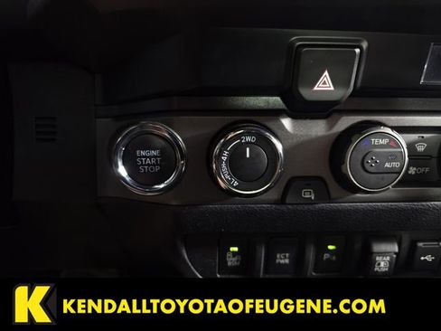 Certified 2022 Toyota Tacoma TRD Sport w/ Technology Package AWD/4WD image 18